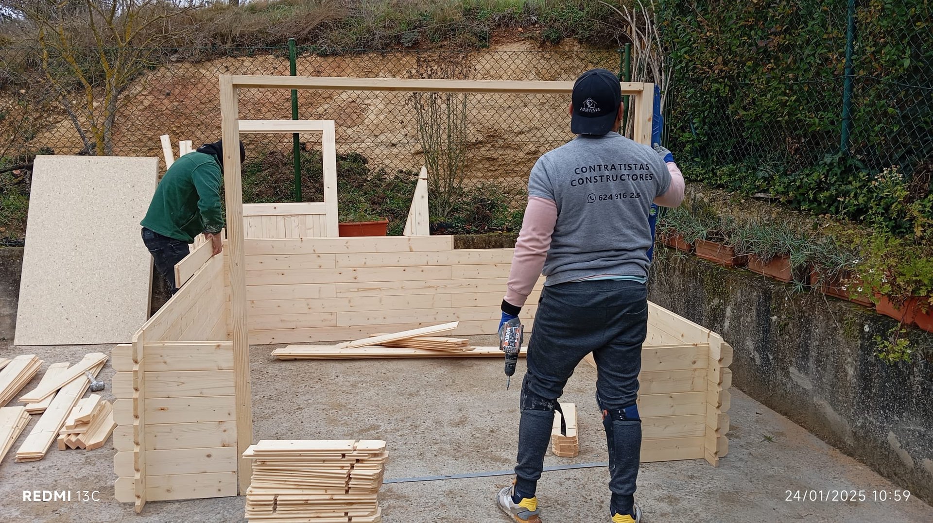Instalación de Caseta de Madera - Imagen 4