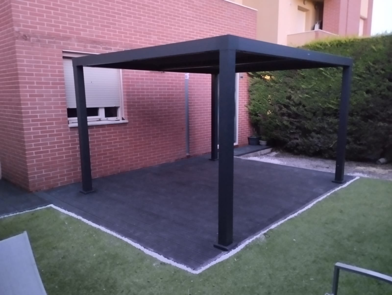 Sustitución de Suelo de Madera por Sistema de Tarima Rastrelada de Composite