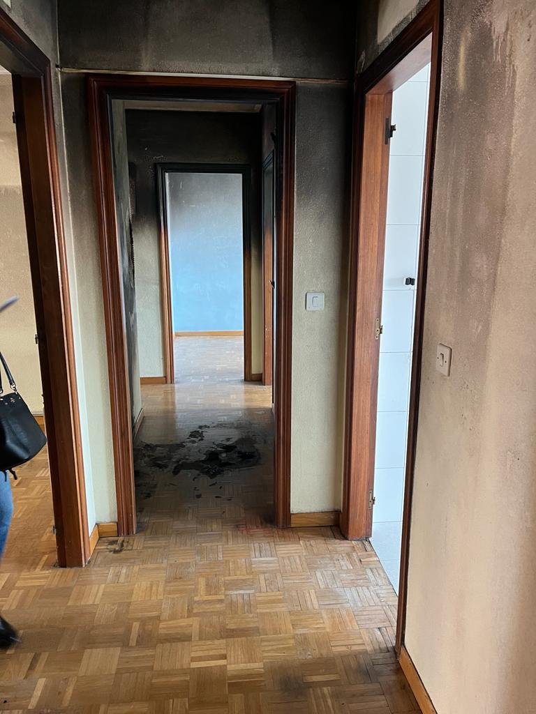 Rehabilitación Integral de Vivienda Afectada por Incendio - Imagen 1
